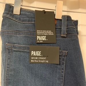 NWT Paige Skyline Straight Jeans